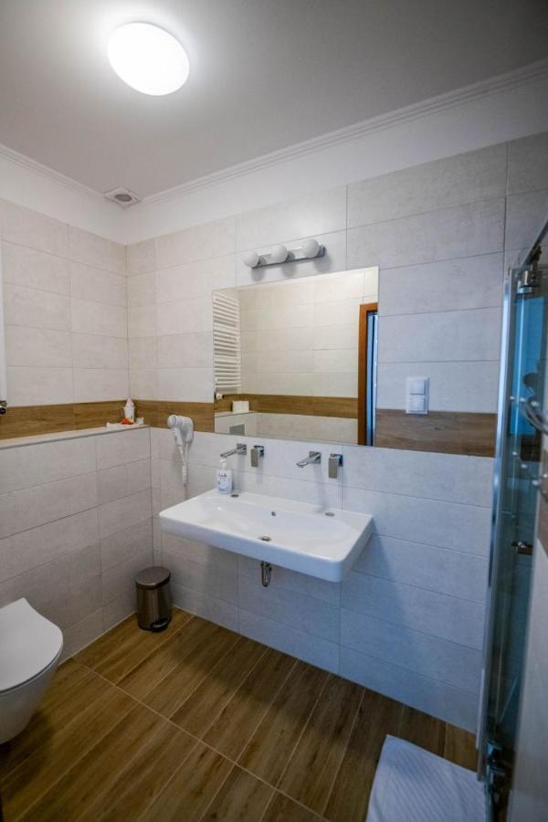 Narol Hotel Palacowa מראה חיצוני תמונה