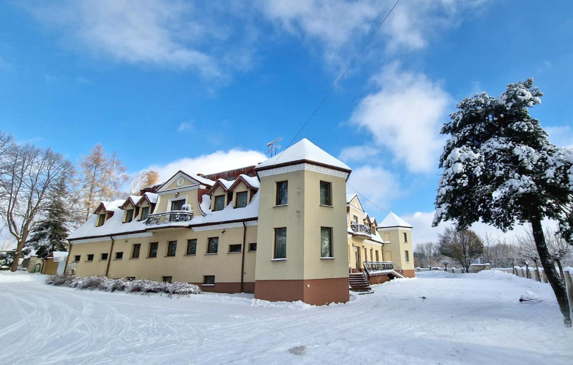 Narol Hotel Palacowa מראה חיצוני תמונה